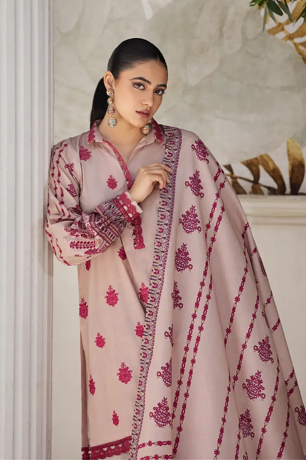 3PC Embroidered Unstitched Lawn Suit KL-2603