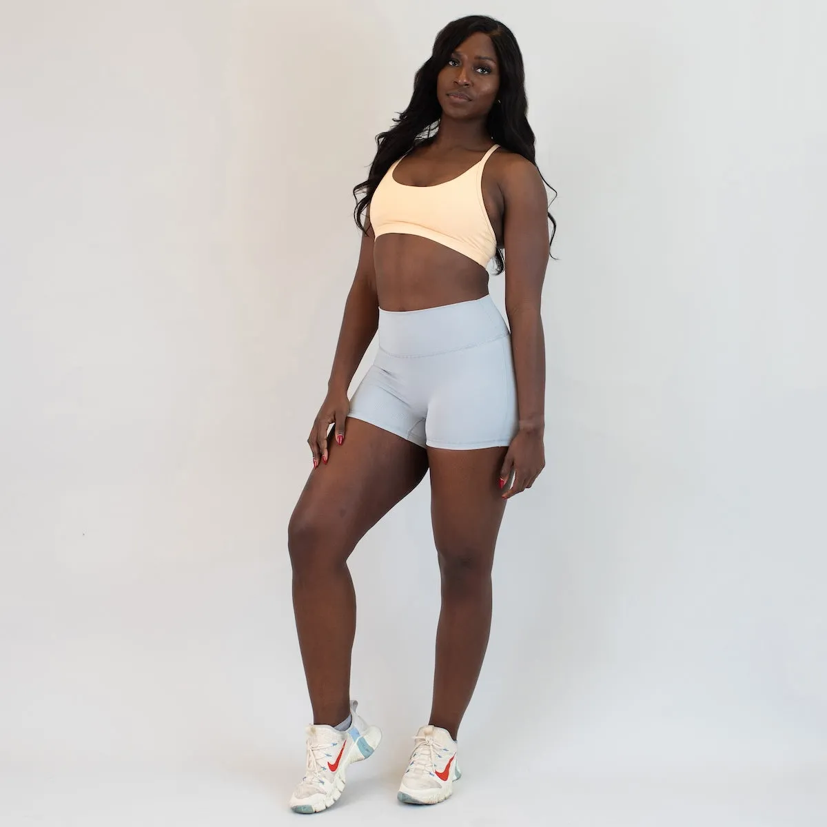 Elevate High-Rise 3.25 Shorts - Seamless Front