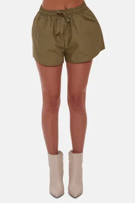 Avery Poplin Short Olive
