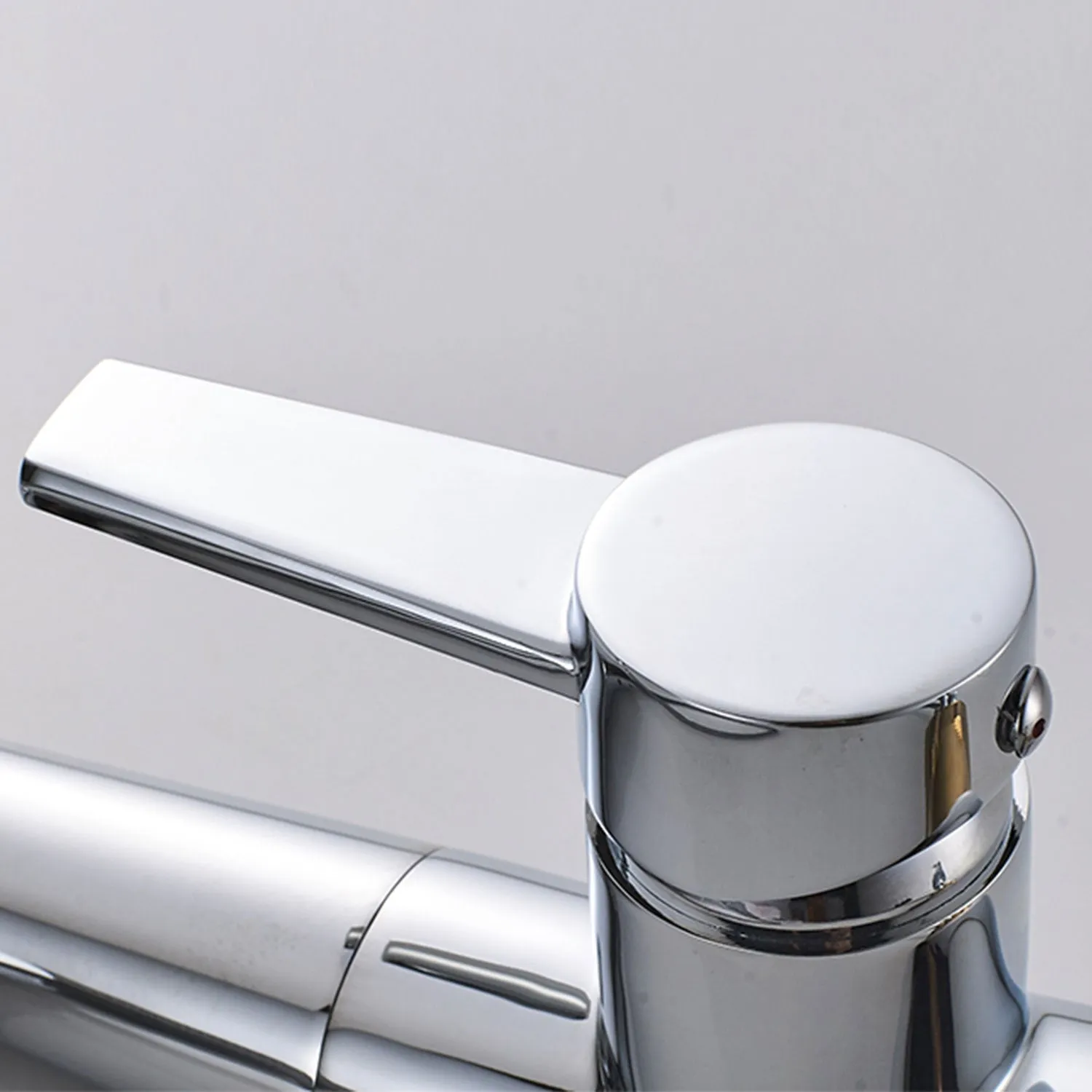 Black & Chrome Pull Out Bathroom Tap