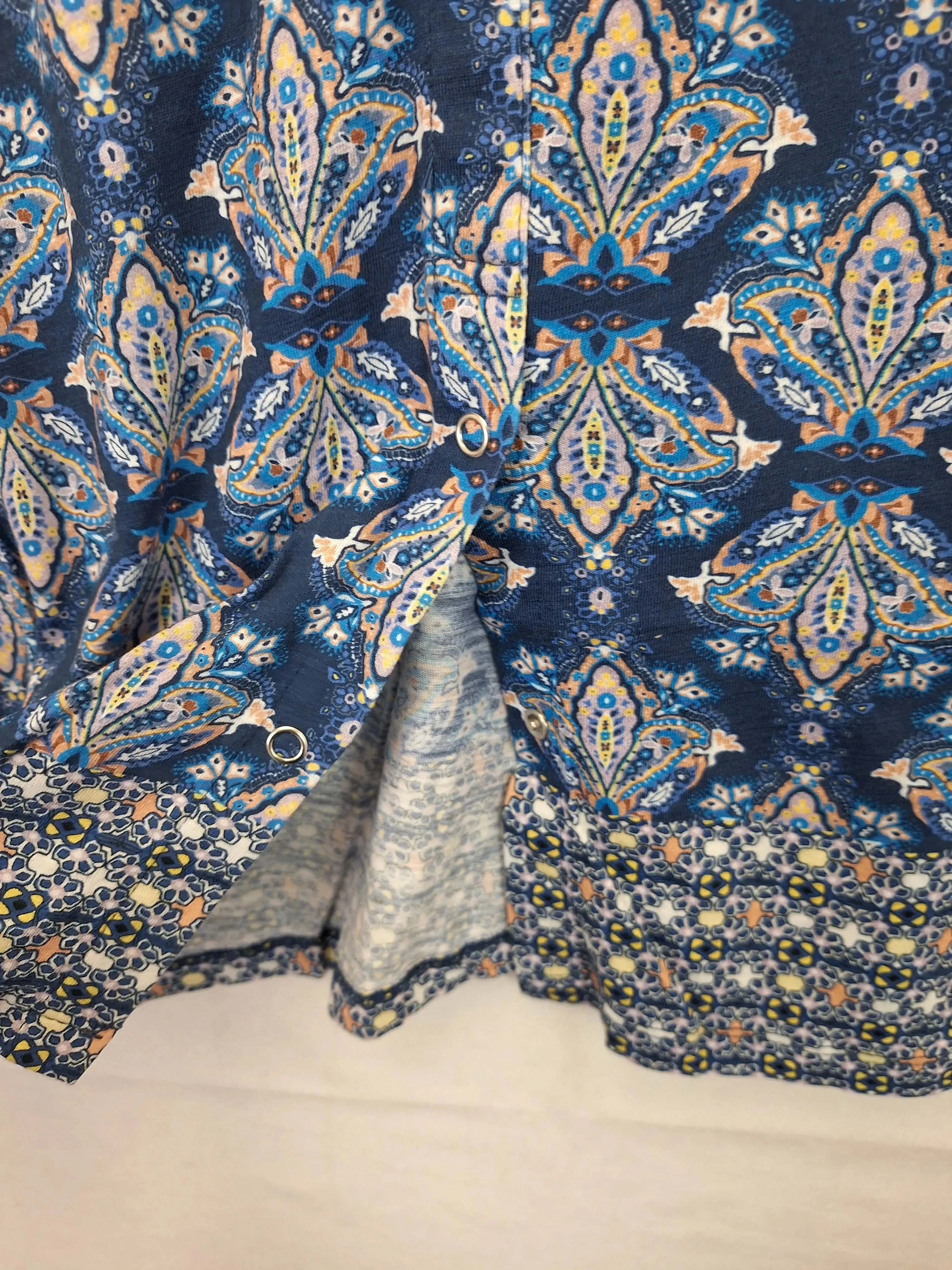 Blue Illusion Relaxed Paisley Top Size XXXL