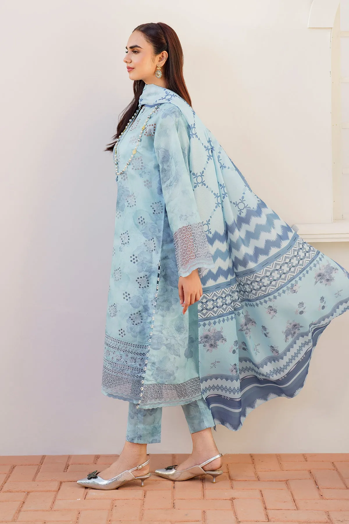 EMBROIDERED PRINTED LAWN UF-640