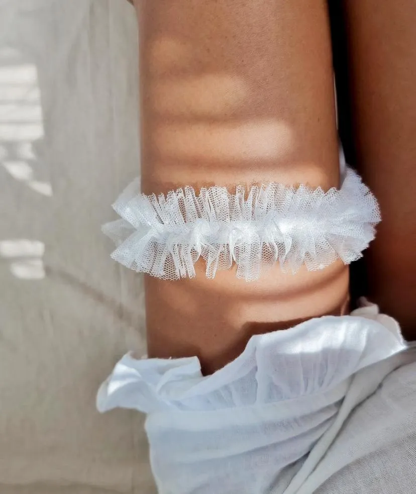 Garter - White