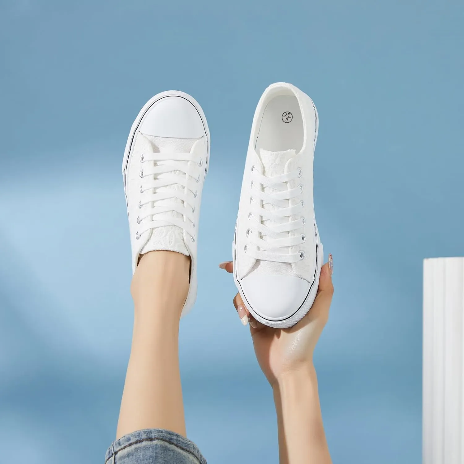 HYPOCRUTE Womens White Tennis Shoes Embroidered Flower Low Top Women Canvas Shoes Womens Fashion Sneakers