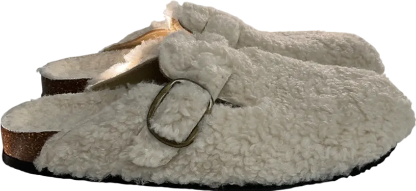 New Look Cream Off White Buckled Borg Mule Slippers UK 6