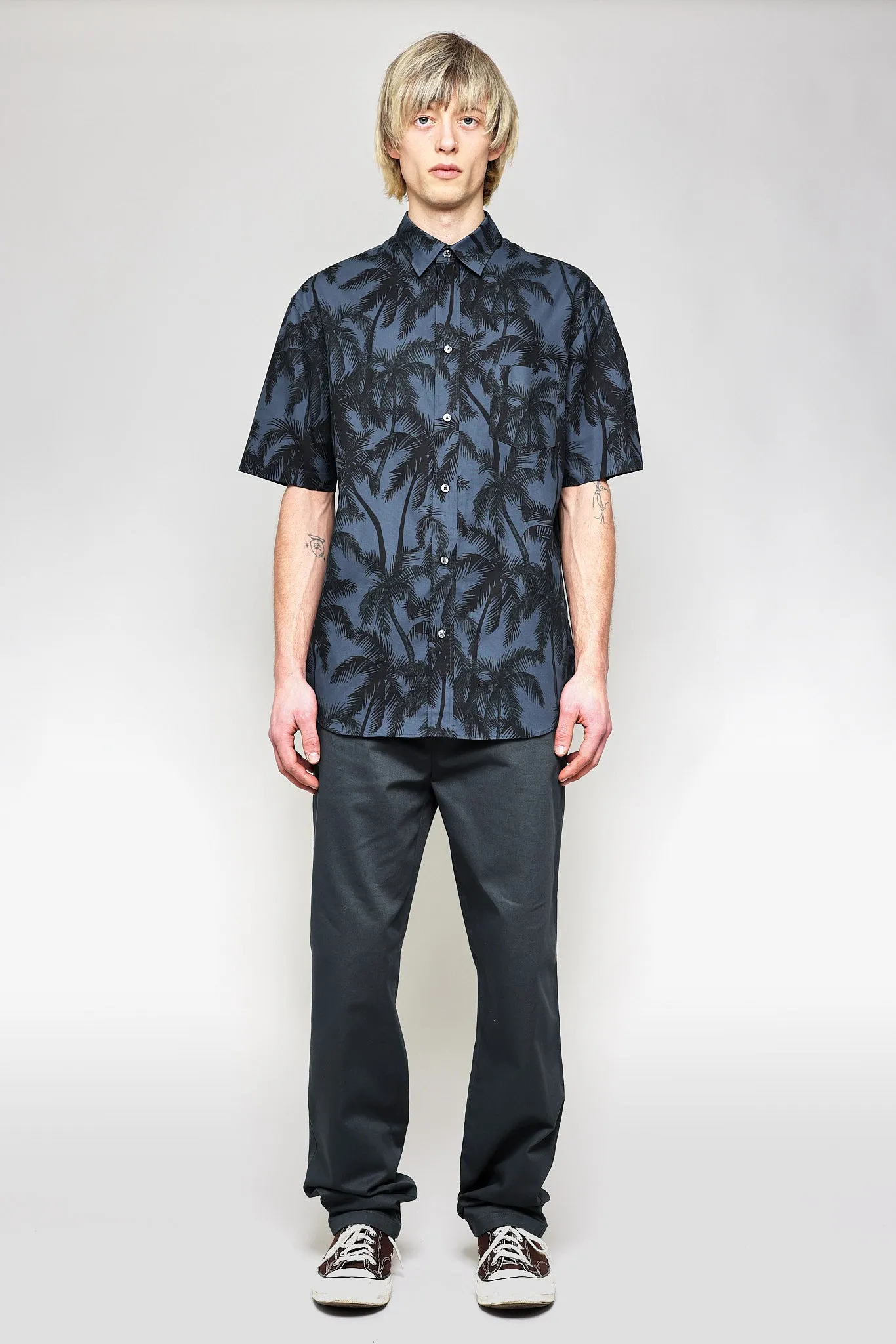 NS1191-63 Japanese Palm Trees Print in Navy