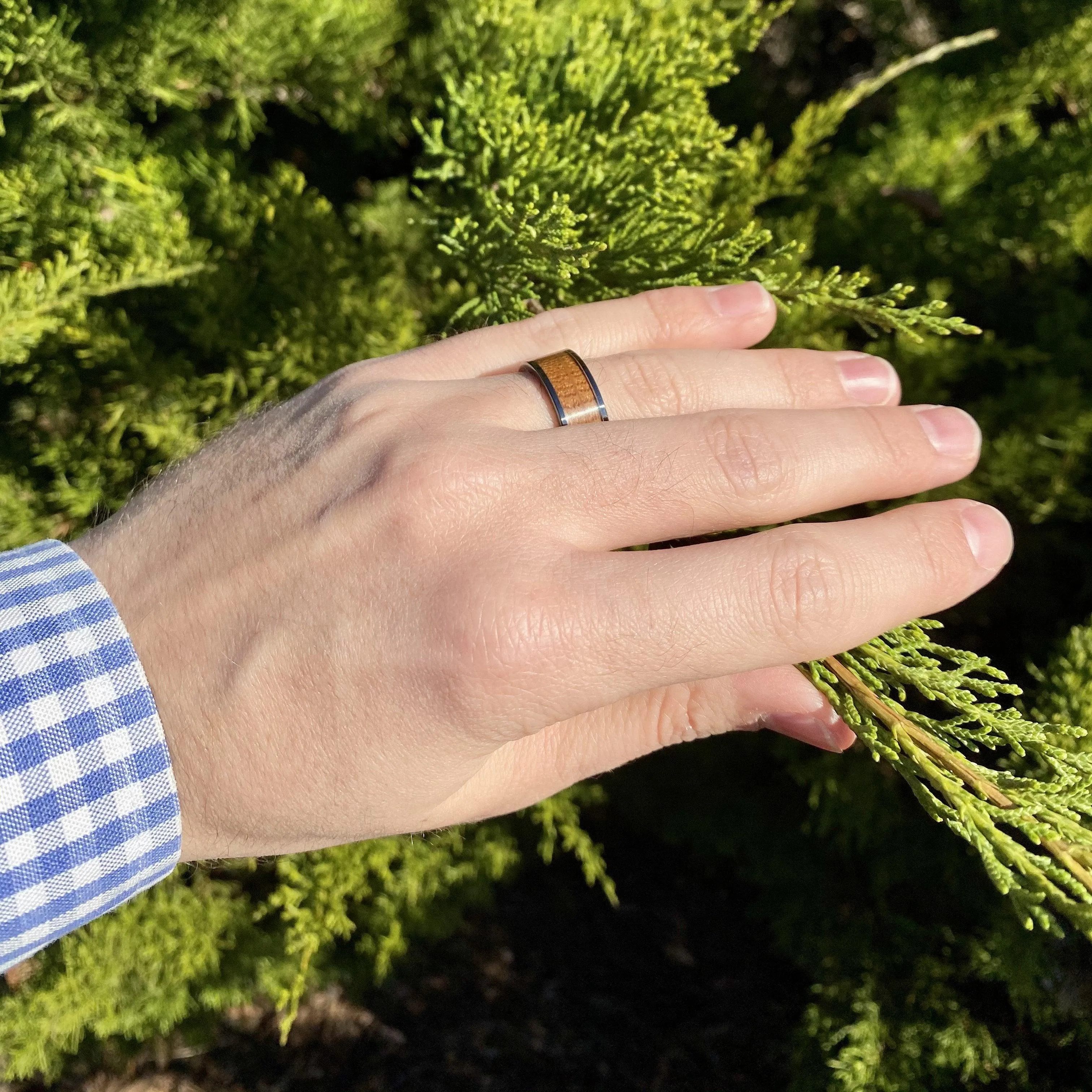 "The Lexington" Kentucky Straight Bourbon Whiskey Barrel Black Ceramic Ring