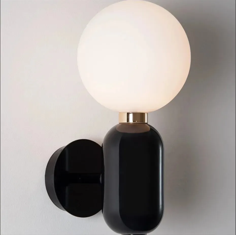 Thort Modern Style Luxury Black/Gold Metal Sconces