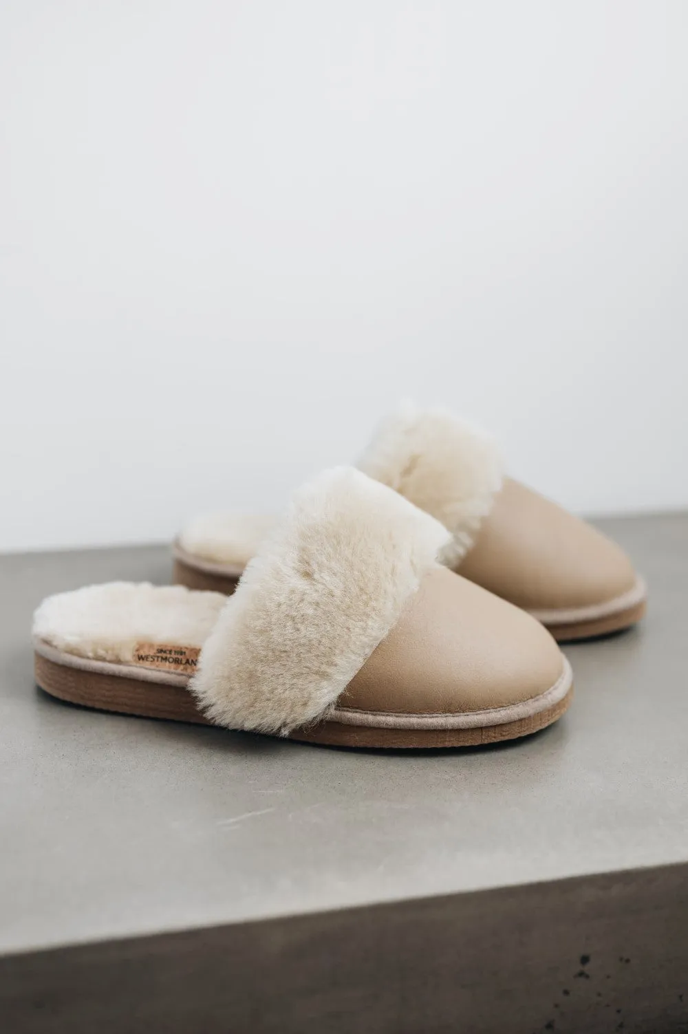 Women's Sheepskin Slip-on Slippers | VERONICA  (EDIT)
