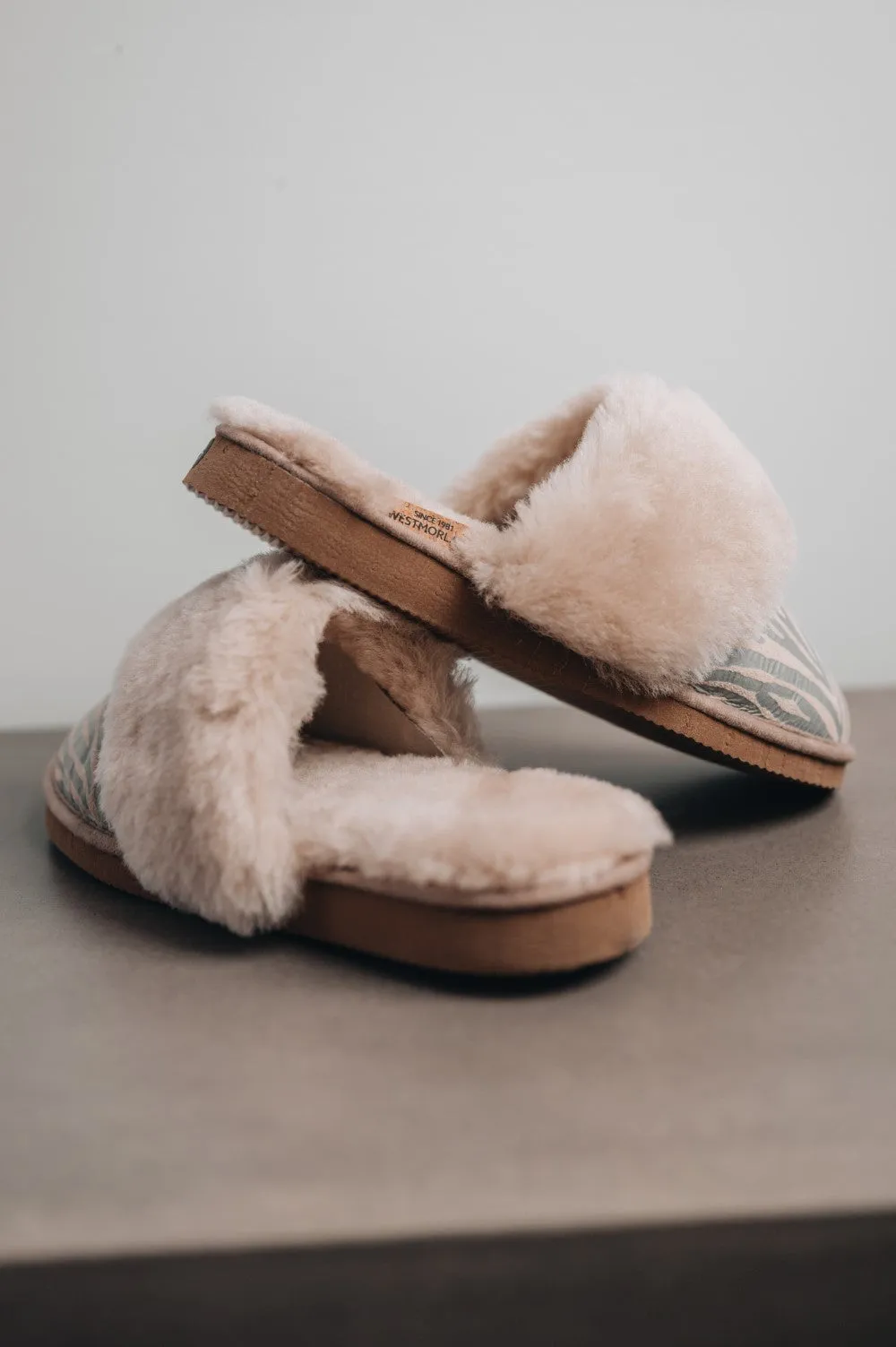 Women's Sheepskin Slip-on Slippers | VERONICA  (EDIT)