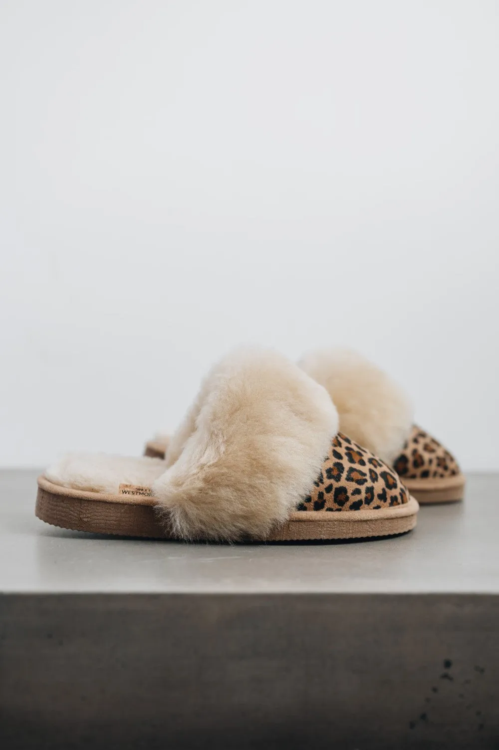 Women's Sheepskin Slip-on Slippers | VERONICA  (EDIT)