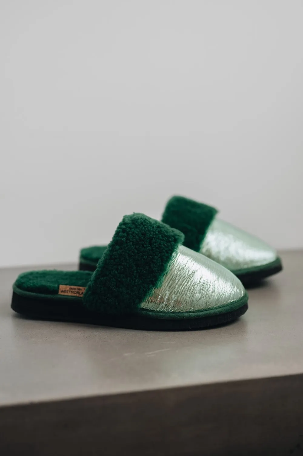 Women's Sheepskin Slip-on Slippers | VERONICA  (EDIT)